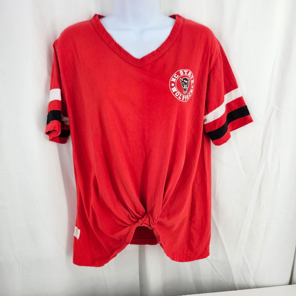 NC State Wolfpack Pressbox Red V-Neck Front Knot Varsity Jersey T-Shirt‎ Small
